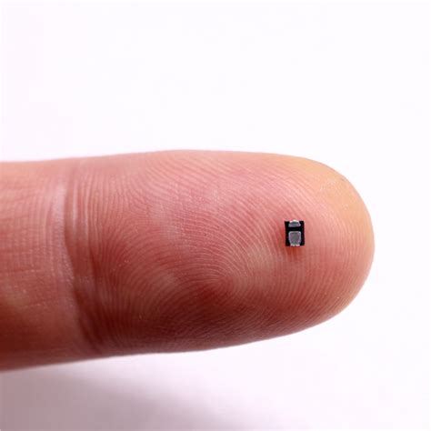 Small RFID Tag 